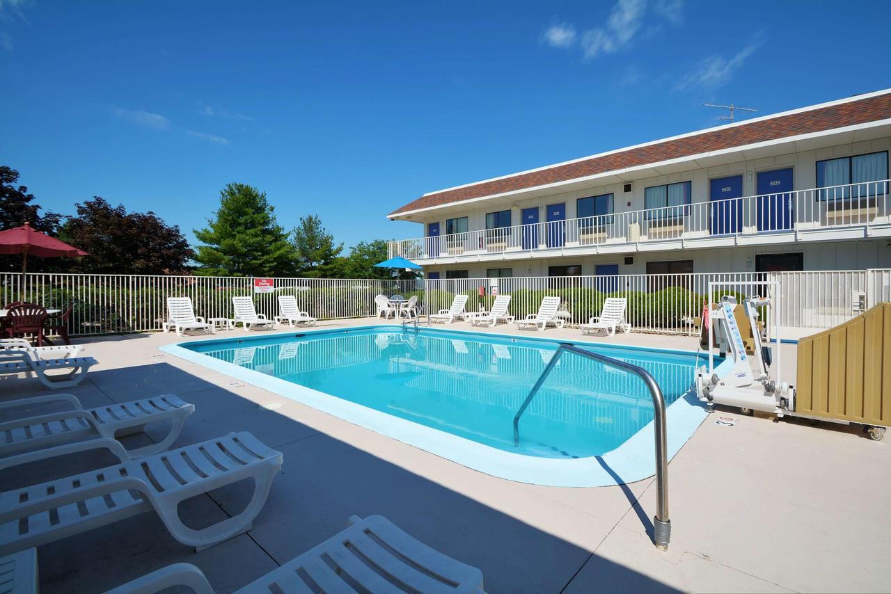 Motel 6-Windsor Locks, Ct - Hartford Eksteriør billede